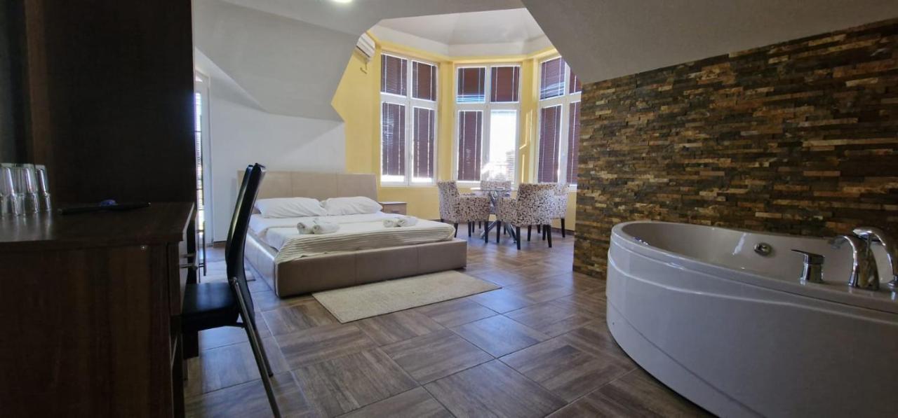 Prestige Paraćin Exterior foto