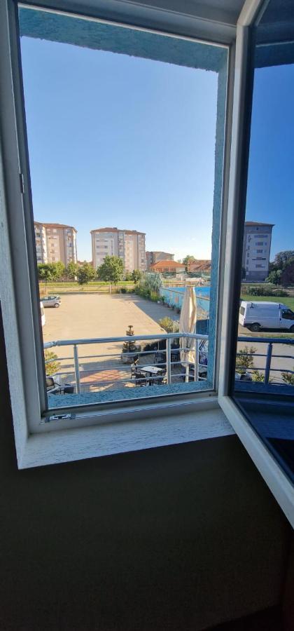 Prestige Paraćin Exterior foto