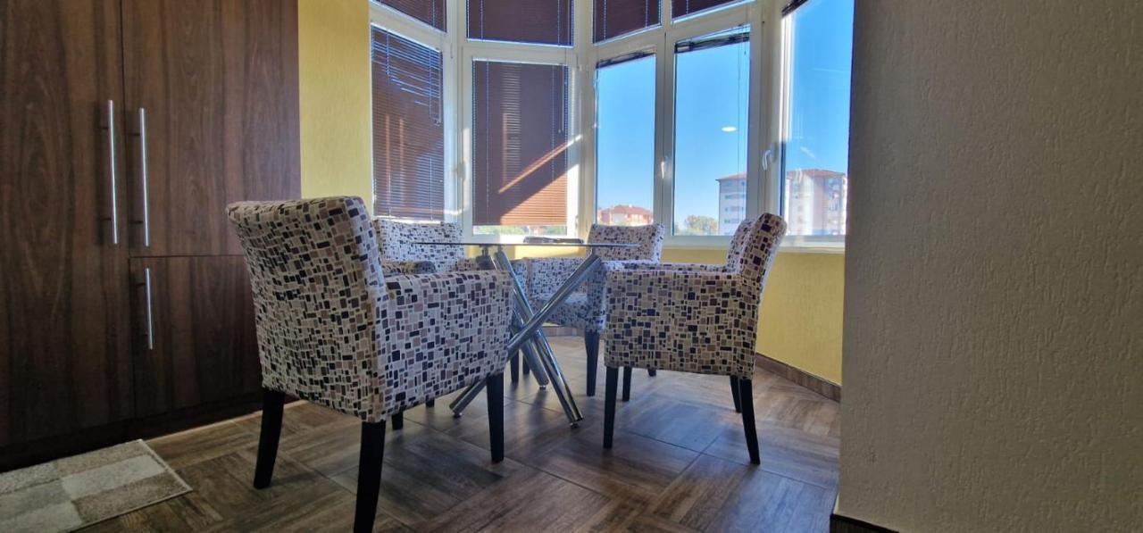 Prestige Paraćin Exterior foto