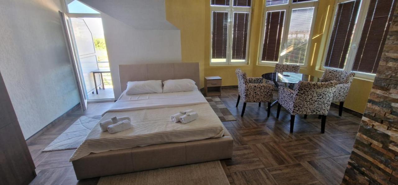 Prestige Paraćin Exterior foto